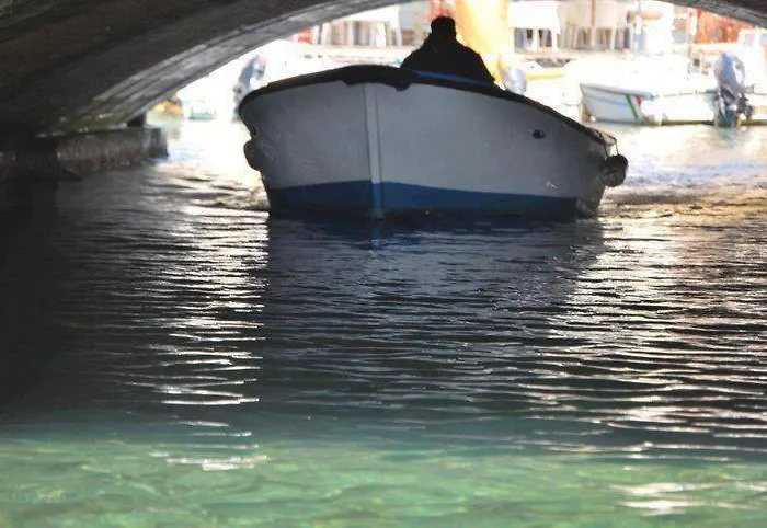 מלון דירות Ammiraglia Baia