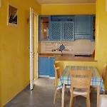 Ammiraglia Baia Aparthotel 3*