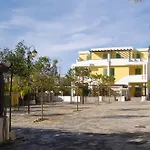 Ammiraglia Baia Aparthotel 3*