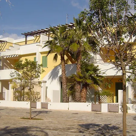 Ammiraglia Baia Апарт-готель Галліполі